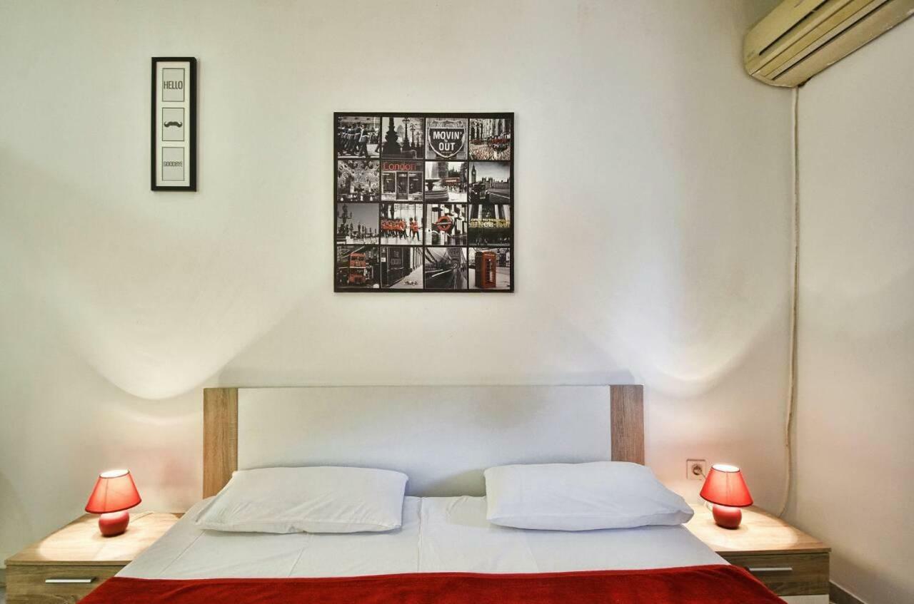 The Big Smile Apartments Pula Exterior photo